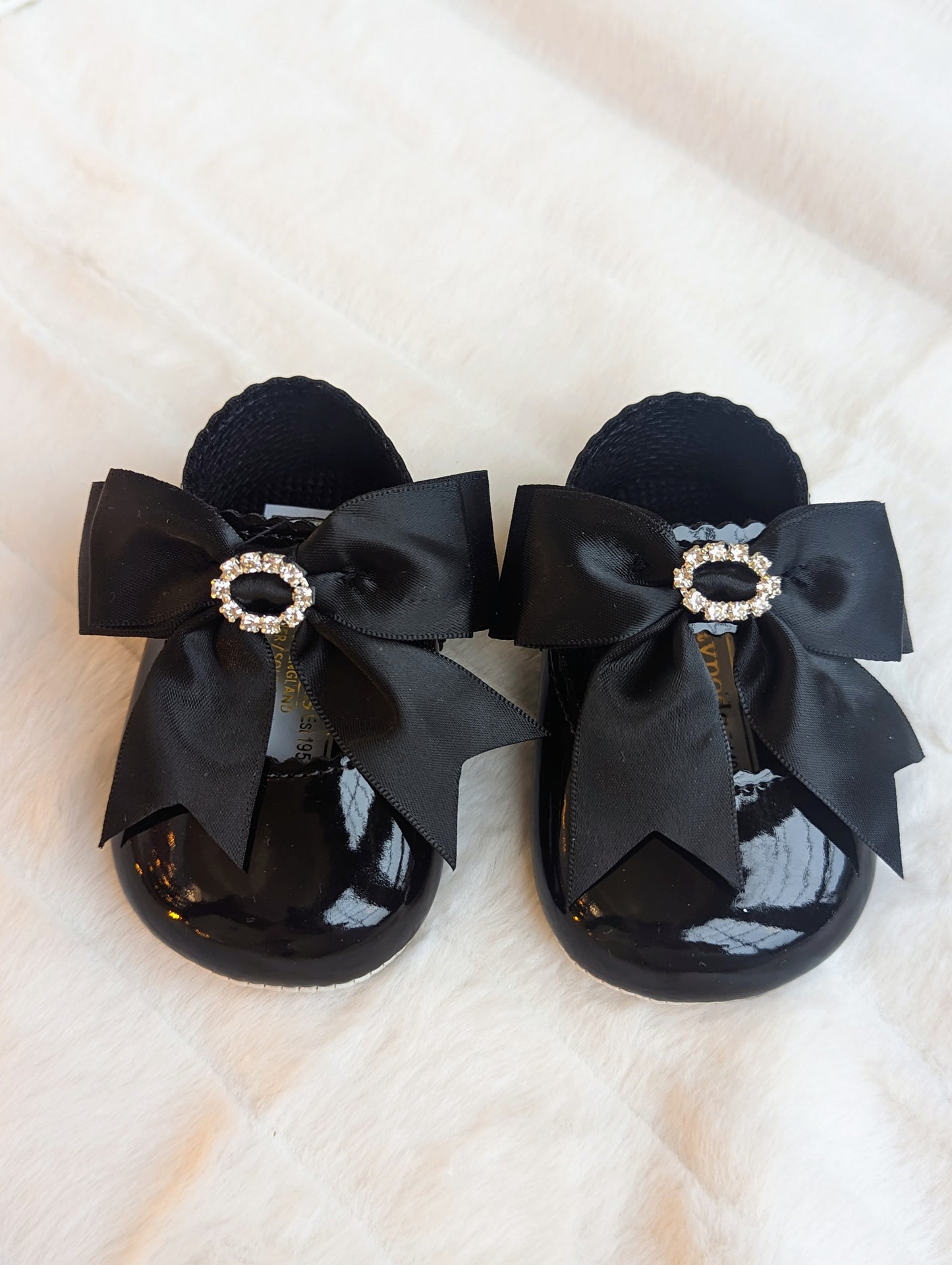 Girls Diamanté Bow Soft Sole Shoes Black