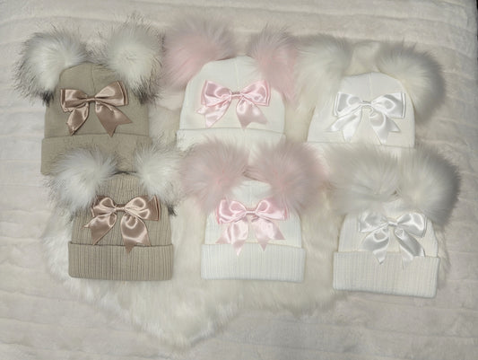 Pom & Bow Hat White