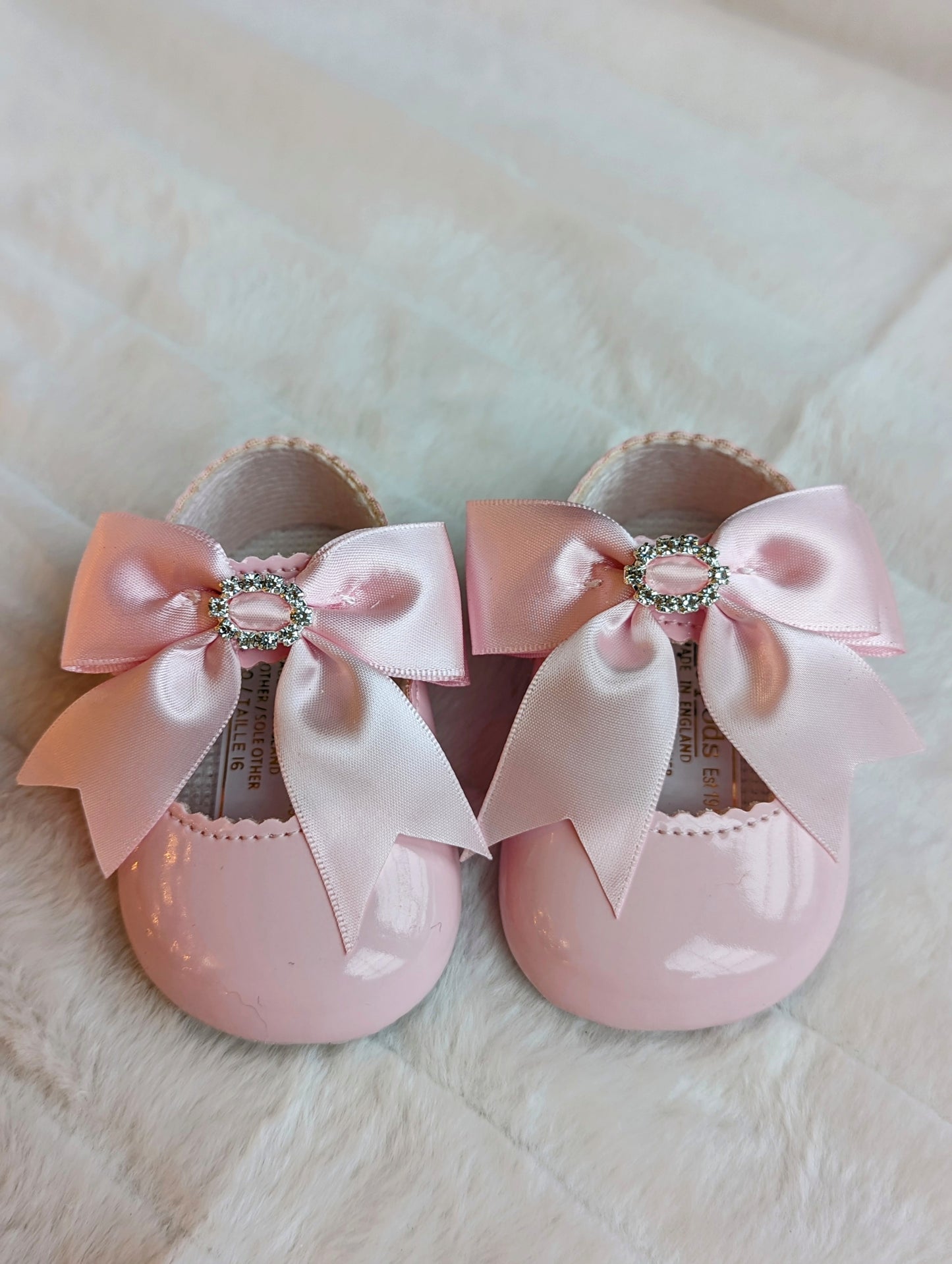 Girls Diamanté Bow Soft Sole Shoes Pink