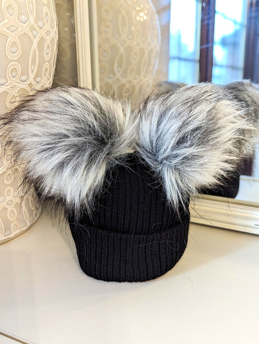 Double Pom-Pom Hat Black/Grey